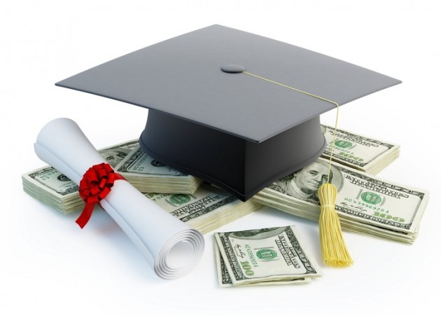 Scholarship vs. Student Loans