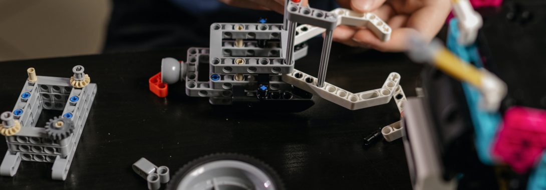 A Beginner’s Guide to Learning Robotics: What You Need to Know First