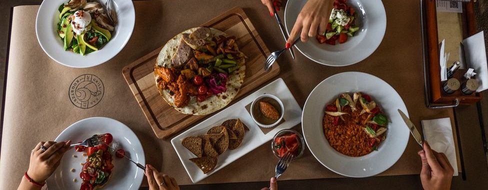 How to Introduce Food to Your Café Menu Without Complicating Your Day